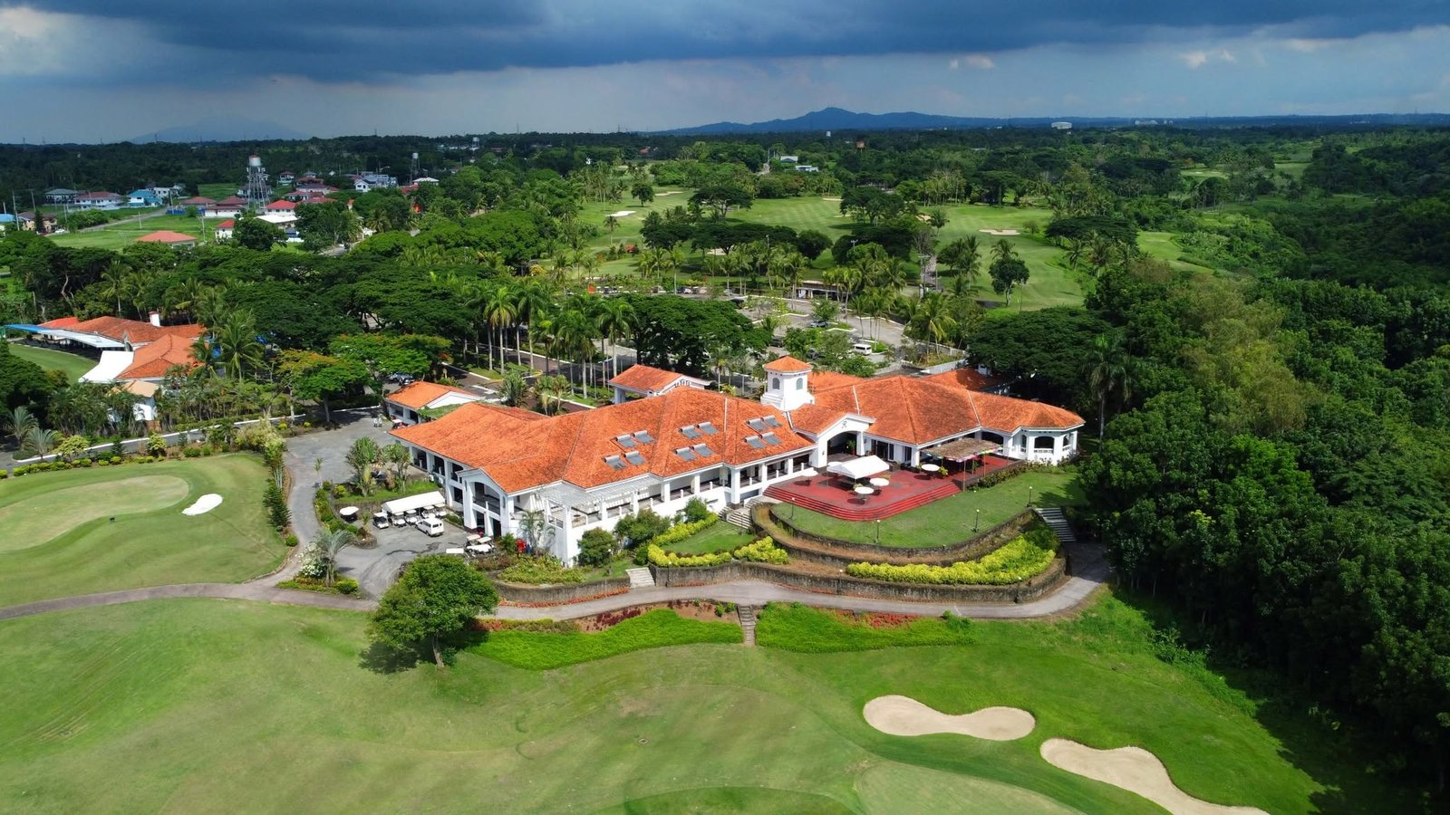 The Riviera Golf Club
